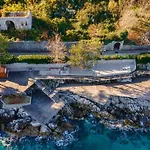 Luxury With Stunning View 빌라