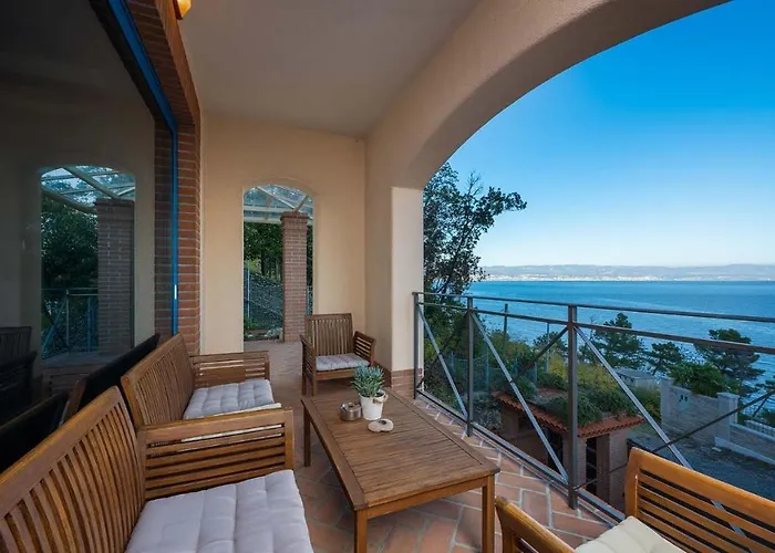 Luxury With Stunning View * Mošćenička Draga