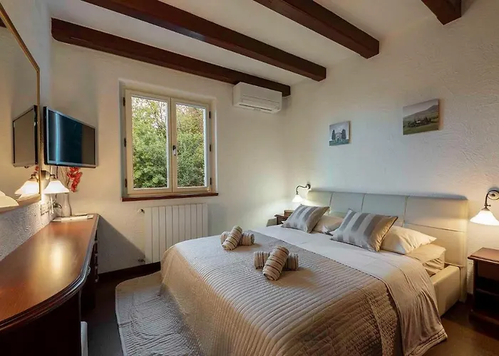 빌라 Luxury With Stunning View Mošćenička Draga